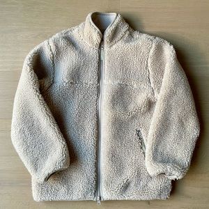 Aritzia TNA Sherpa Fleece Jacket in Oatmeal/Beige Color Size Small